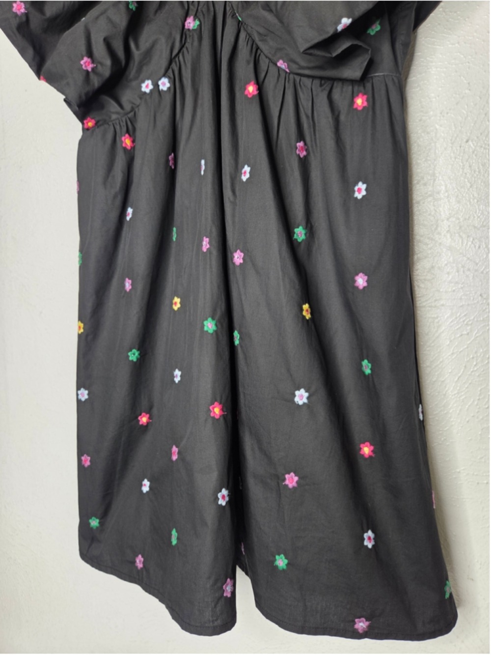 Day + Moon Black Floral Embroidered Mini Dress Women's Size Medium Puff Sleeve - Picture 5 of 13